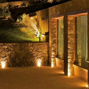 Outdoor spotlights offerte al miglior prezzo