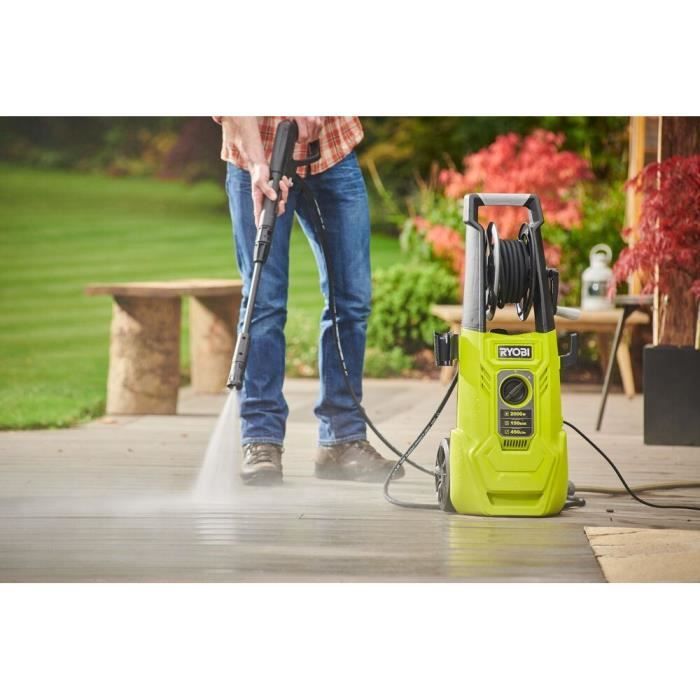 High pressure cleaner 2000 W 150 bar 450 L - 8M flexible, coil, 0.9 L tank, lances (various-turbo), rotating brush