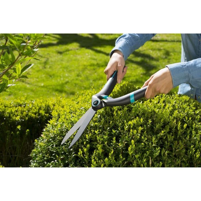 GARDENA PrecisionCut boxwood scissors