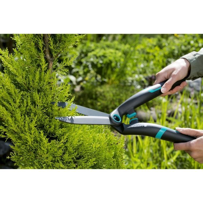 GARDENA PrecisionCut boxwood scissors