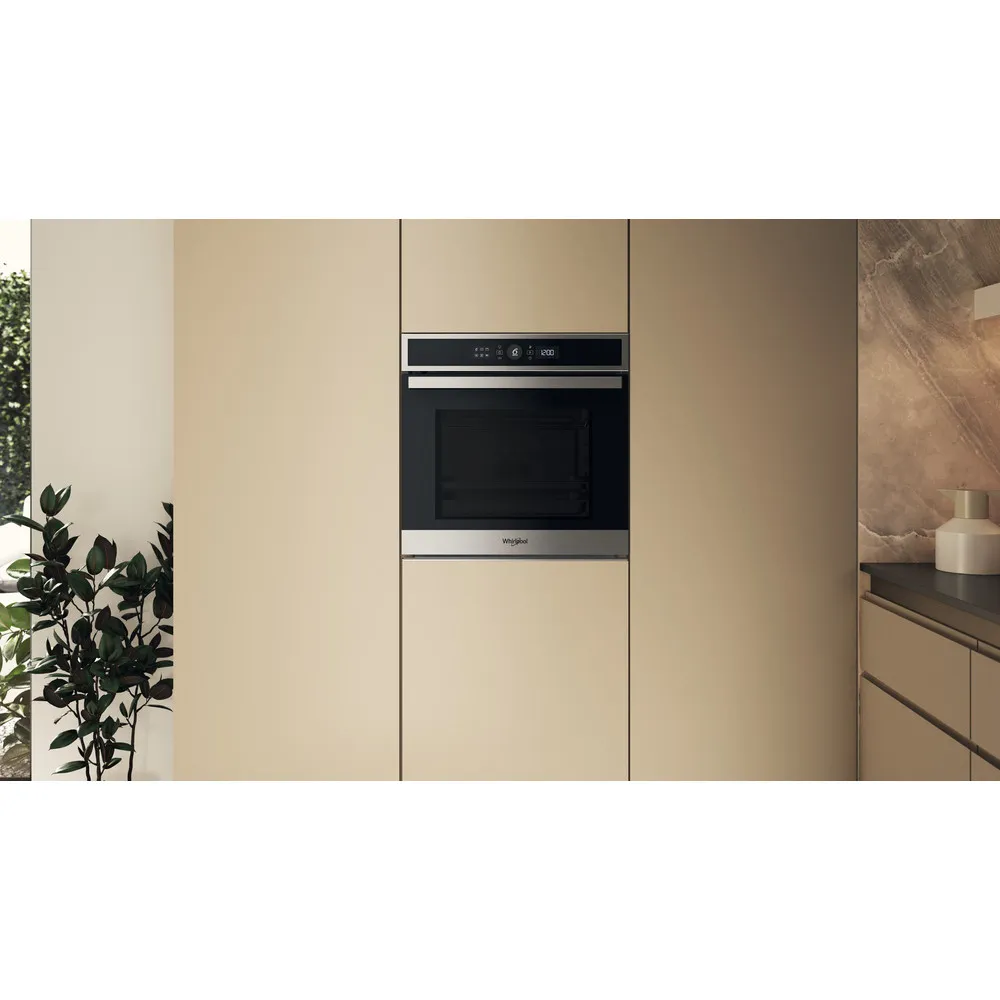 Whirlpool 73 l self-cleaning built-in oven WOI4IS8PM0SXA