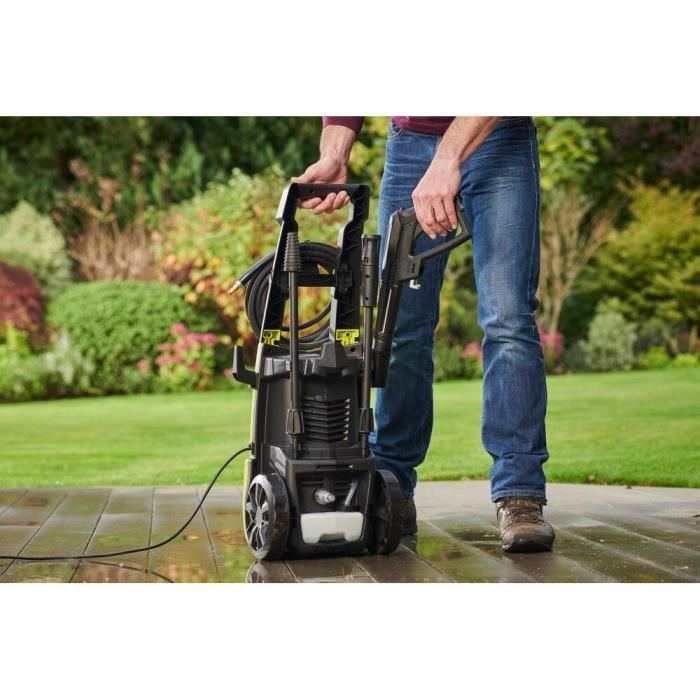 High pressure cleaner 1800 W 130 bar 420 L - flexible 5 m - 0.9 L tank - various lance - turbo lance - multi-surf brush
