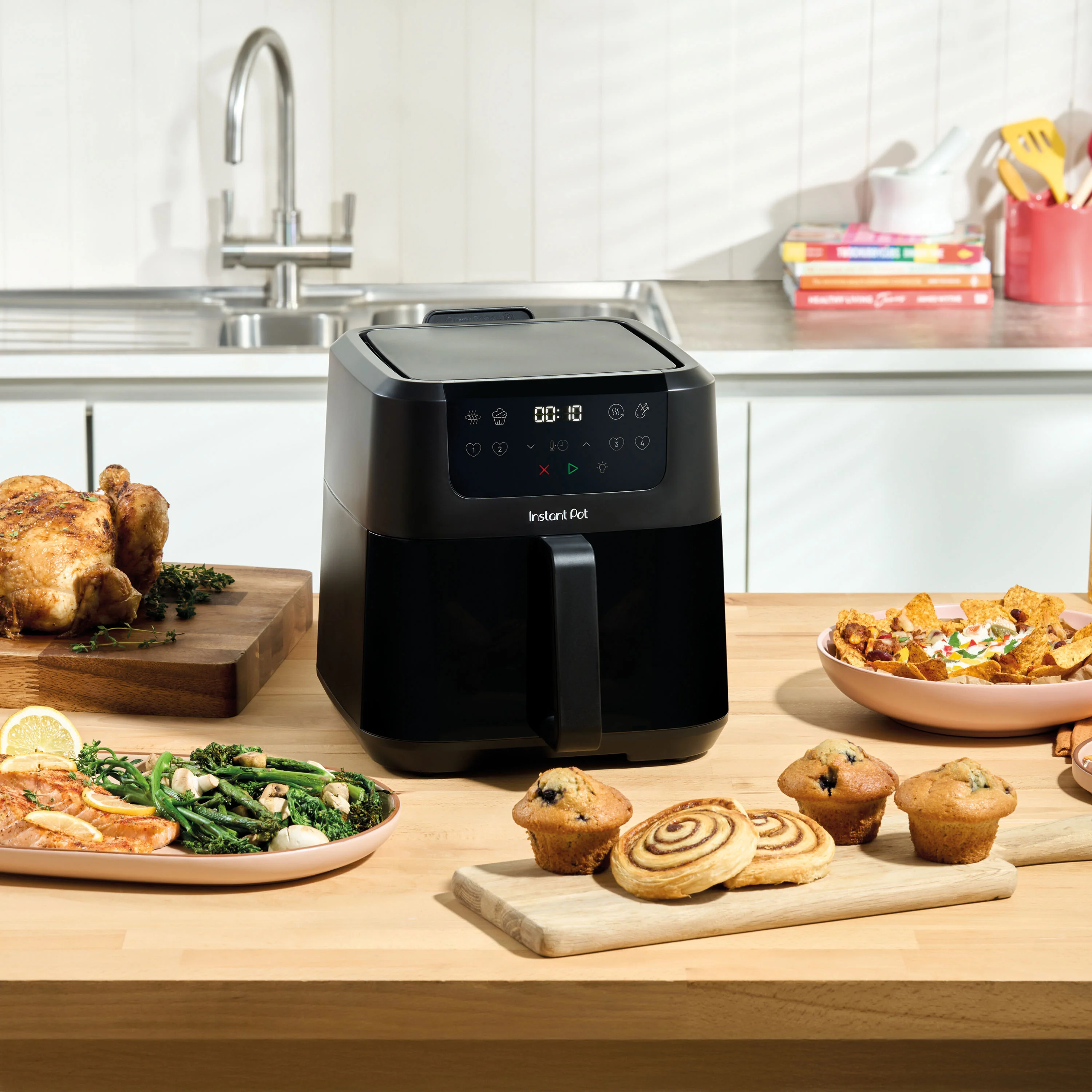 Friggitrice ad aria multiuso Instant Vortex Clearcook 5 litri nera