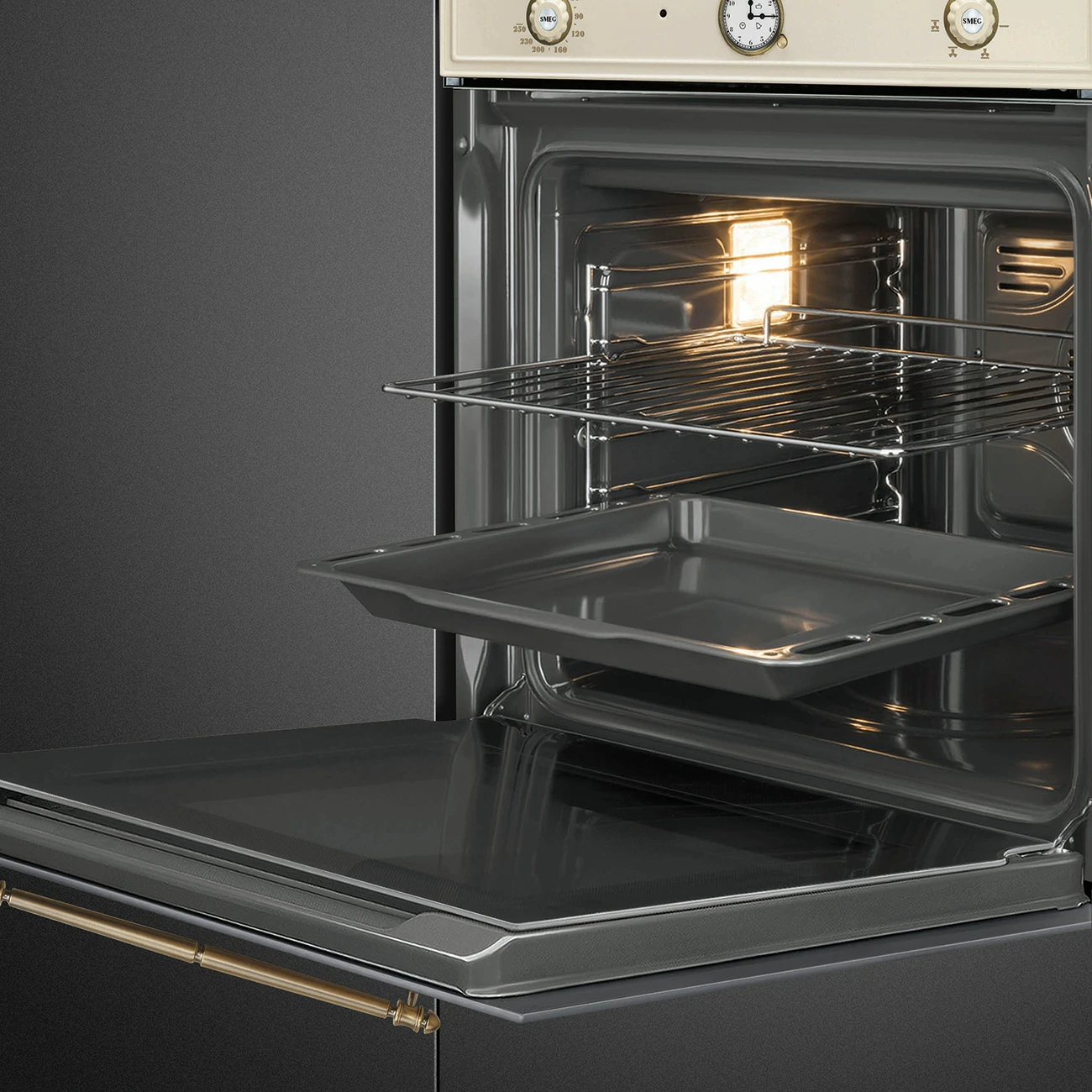 Smeg CORTINA 60CM PANNA SF67C1PO built-in oven