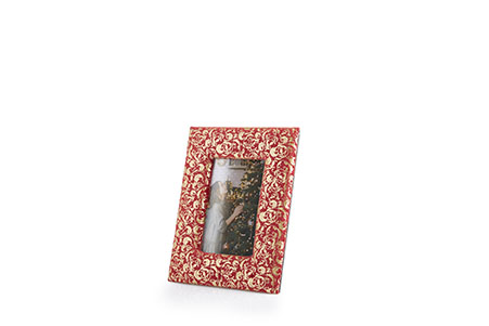 Decorated red velvet table frame • Photo size 10 x 15 cm - Ortisei