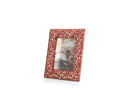 Decorated red velvet table frame • Photo format 13 x 18 - Ortisei
