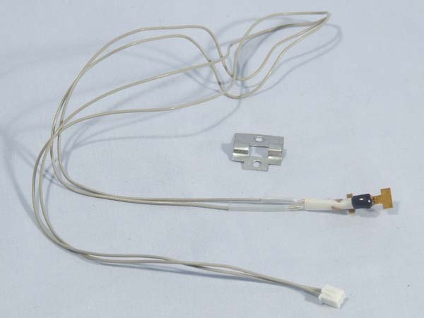 THERMAL SENSOR AND BRACKET ASSEMBLY