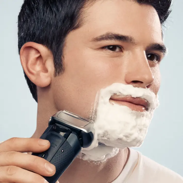 Braun Series 8 8413s Wet & Dry Electric Shaver