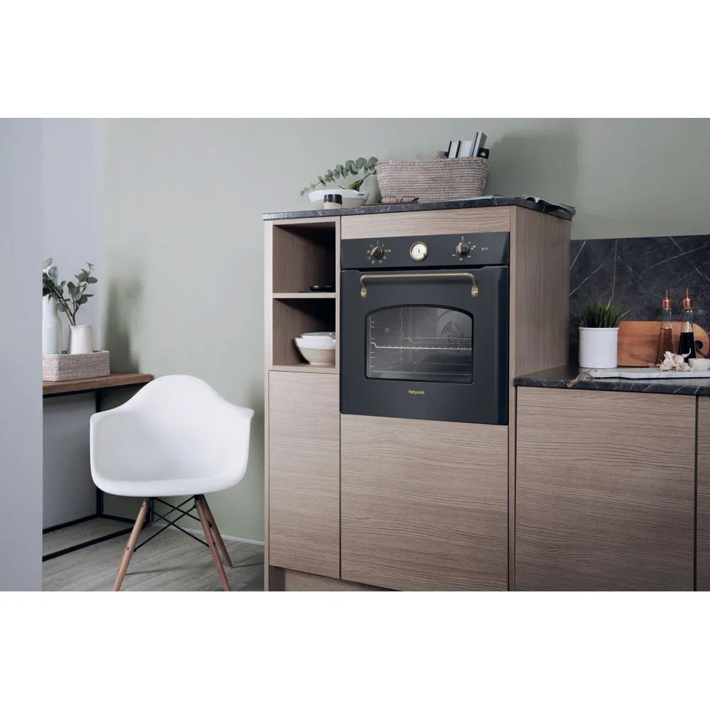 Hotpoint self-cleaning built-in oven FIT 804 H AN HA