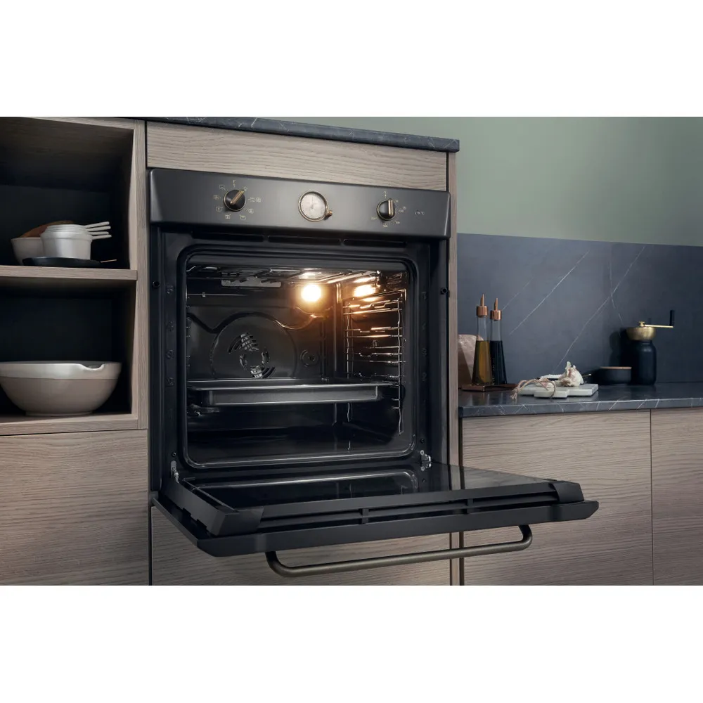 Hotpoint self-cleaning built-in oven FIT 804 H AN HA