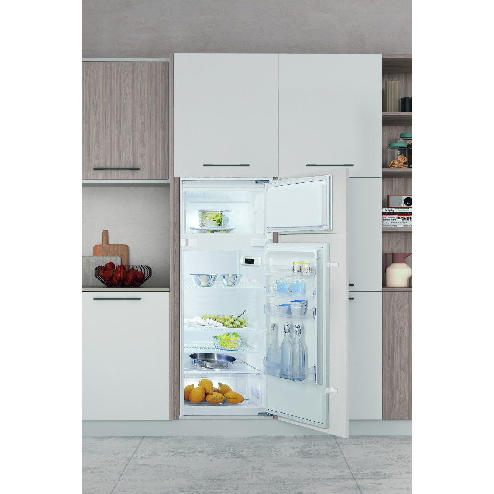 Indesit T 16 A1 D/I 1 built-in double door refrigerator