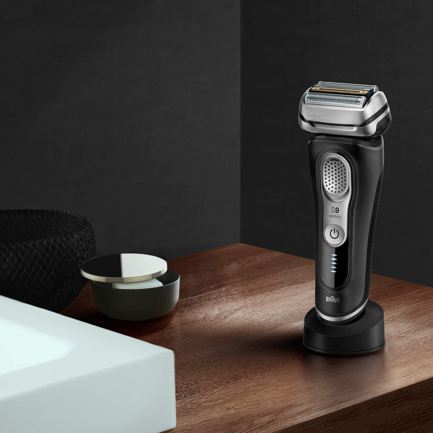 Braun Series 9 9340cc Electric Shaver - Black