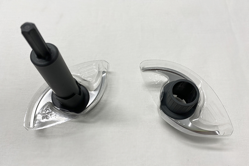 BLADE SET INCLUDING PROTECTION