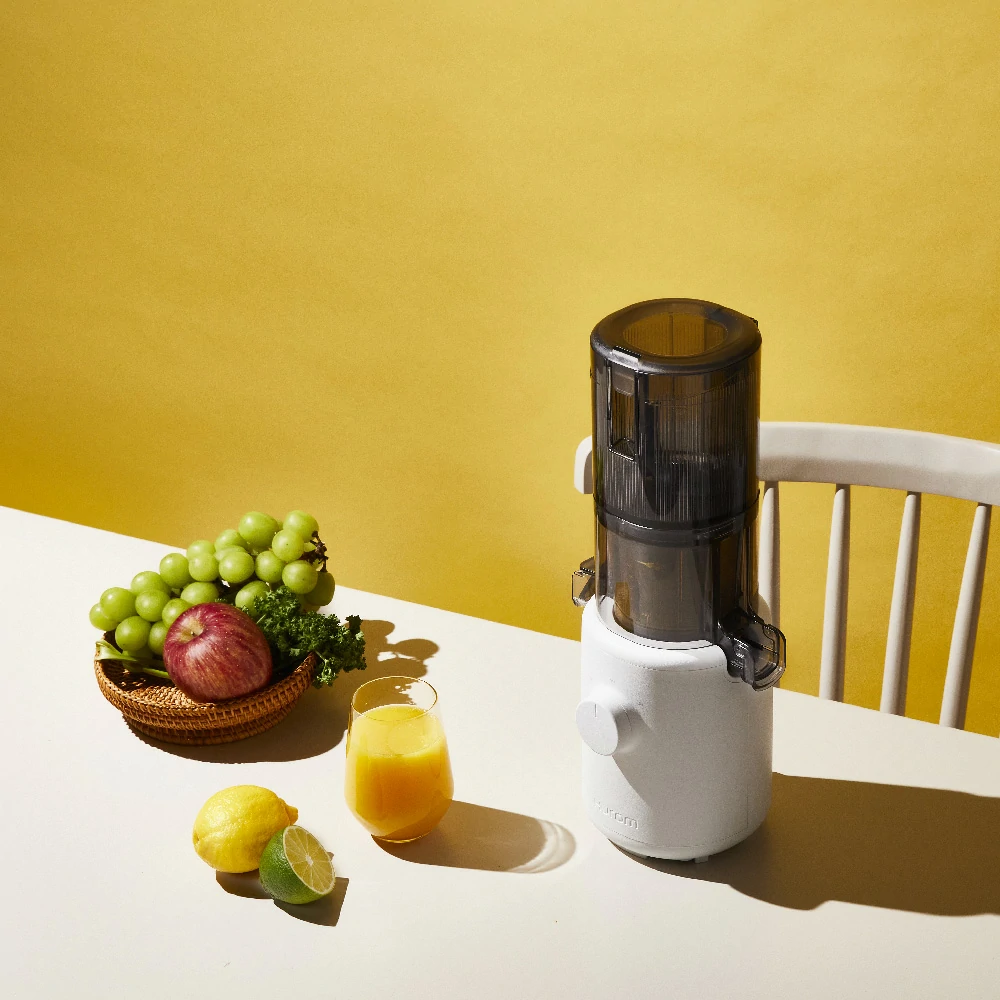 Hurom H-310A White Juice Extractor
