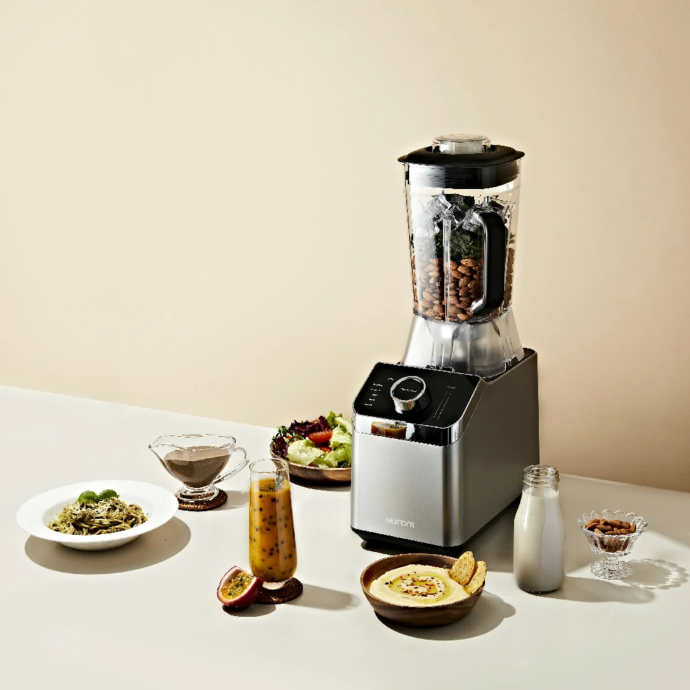 Hurom M100 2-in-1 juice extractor