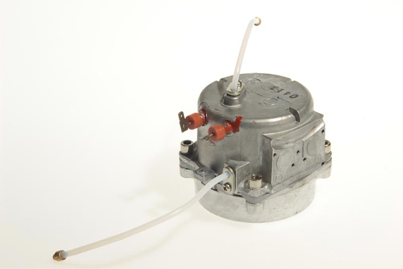 MCE13 240V 900W CI BOILER AXLE