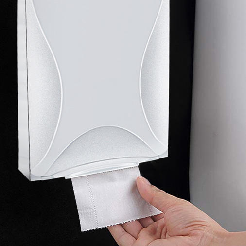 Packaging: 8 boxes of 40 packs each of Lucart interleaved toilet paper